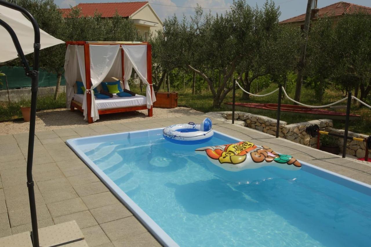 Villa D'Amante Klis エクステリア 写真