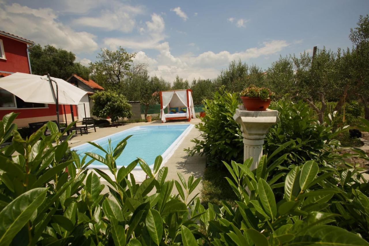 Villa D'Amante Klis エクステリア 写真